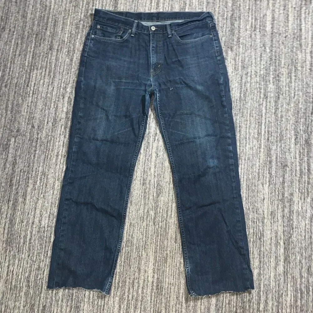 Levi's 514 Men's Size 36x32 Blue Denim Straight Leg Relaxed Jeans Cut‎ Hems